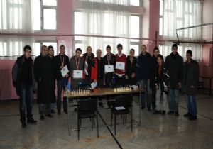 ETÜ'de Satranç Turnuvası